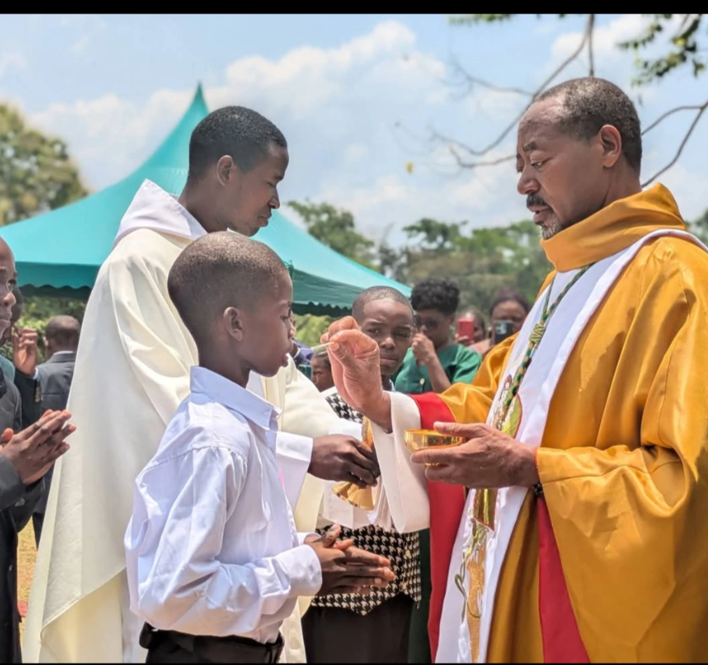 COMMUNION